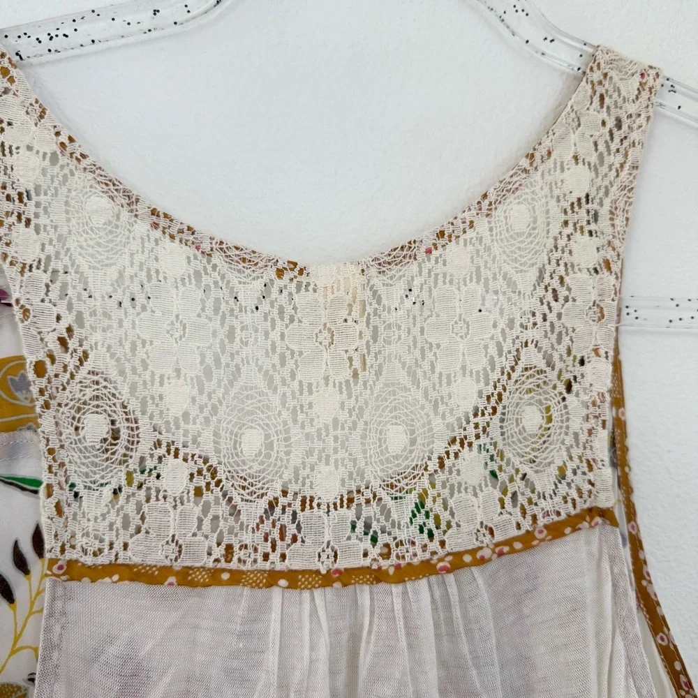Tiny Anthropologie Silk Blend Floral Lace Romantic Tank Top Size XS Boho Summer - Picture 3 of 8